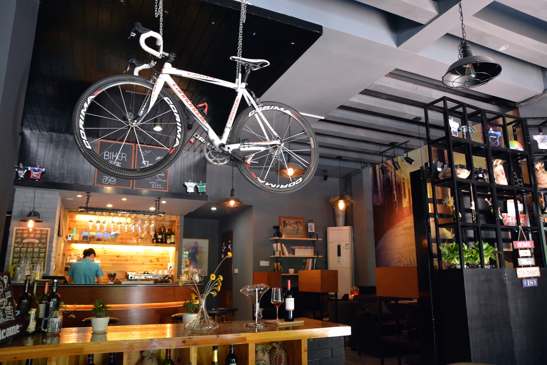 澄海這家咖啡店居然辦起王者榮耀水友交流會?